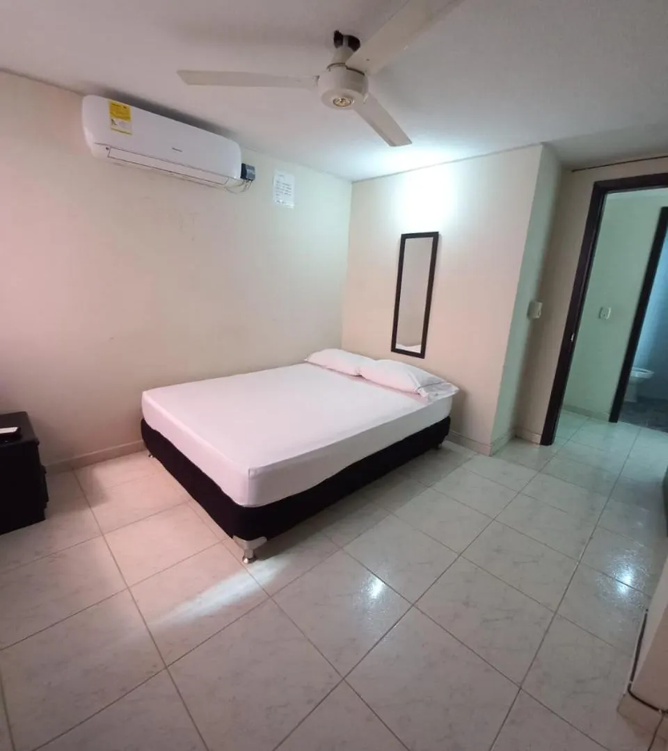 Apartamento Rodadero 2 Habitaciones 6 Personas Frente Al Mar Santa Marta  Colombia